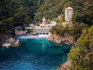 Camogli to San Fruttuoso by Boat — A Slow-Travel Story from No Vacancy Genova