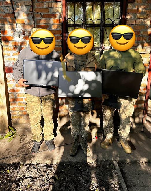 monitors_3.jpg