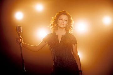 Martina McBride to Perform at Palmdale Amphitheater on August 02, 2019.