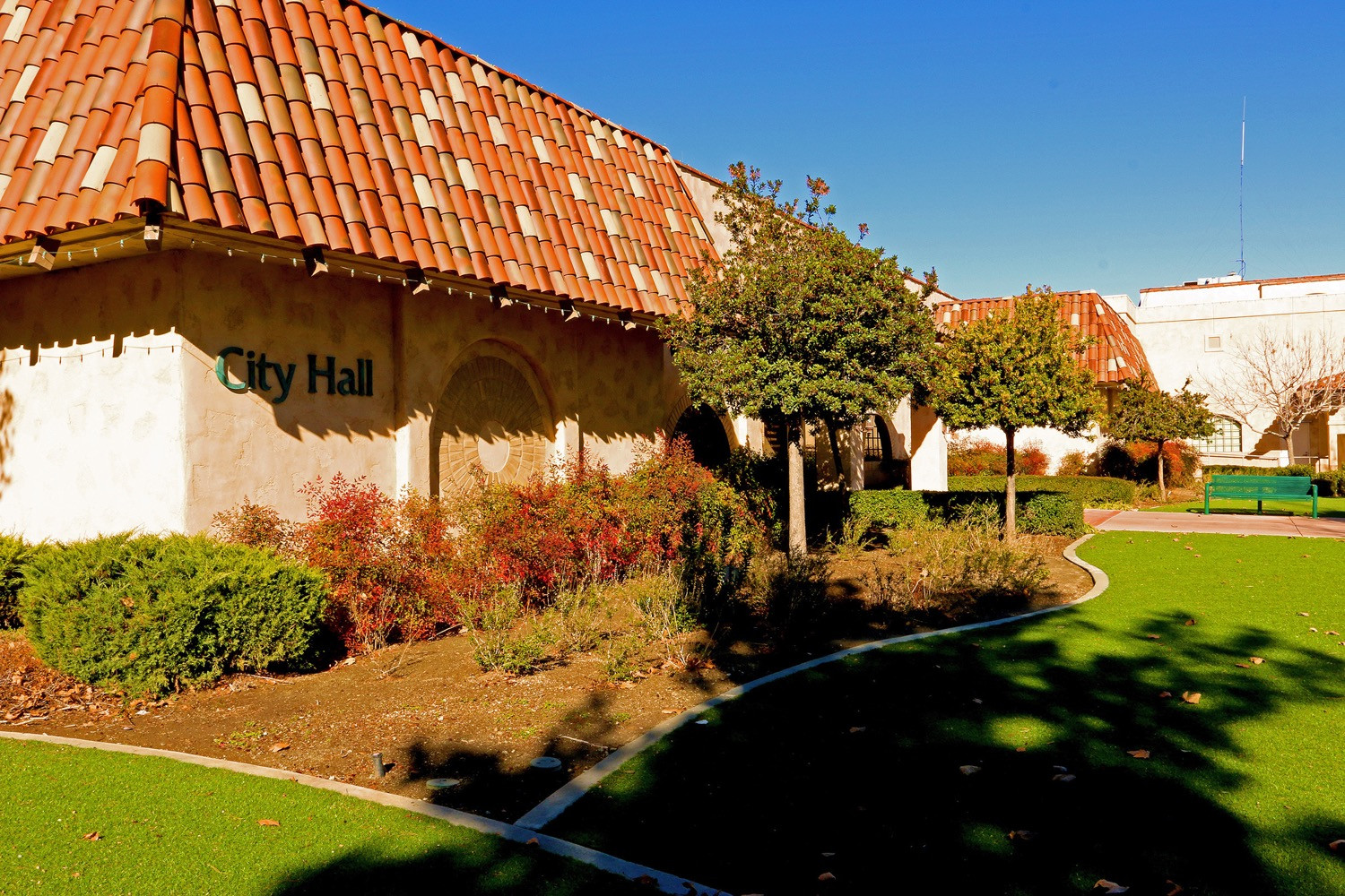 Palmdale City Hall to Close for Christmas, Furlough and New Year’s Holidays