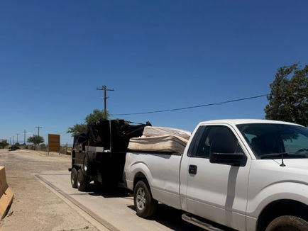 LA County te da 2 vales gratis para desechar basura.