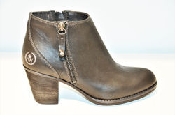 ANKLE BOOT