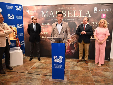 (David de Miranda) Presenta en la Excma. Diputación de Huelva la Feria Taurina de Marbella