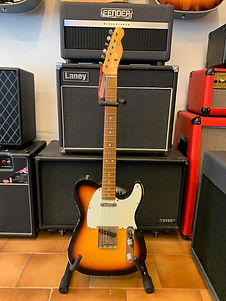 FENDER Custom Shop 1960 Telecaster Relic RW Faded 3-Color Sunburst