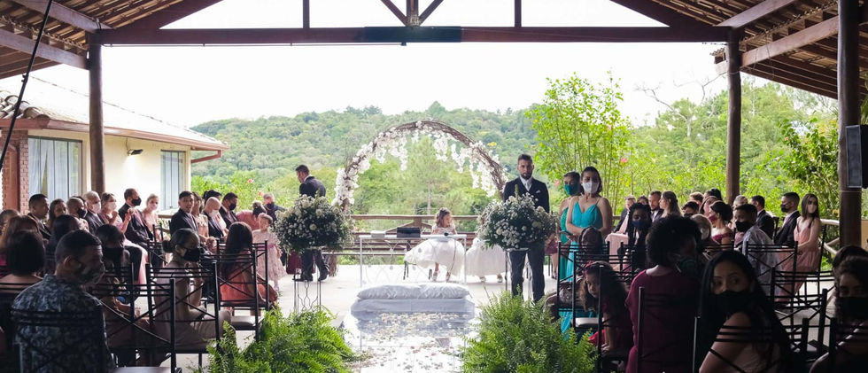 ESPAÇO PARA CERIMONIA LARILU