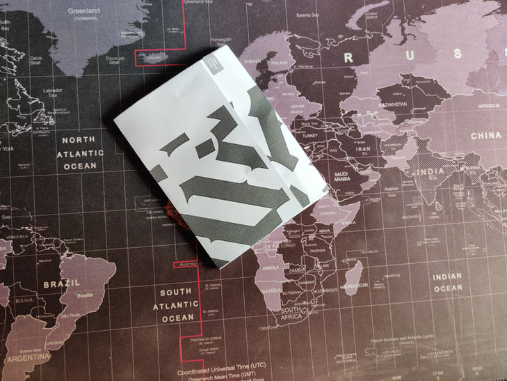 Packaging Design for Oneline- A Beginners Pocket Guide To Urban Sketching