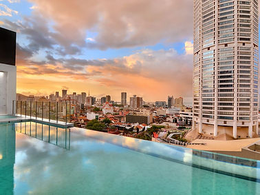 M Summit Hotel