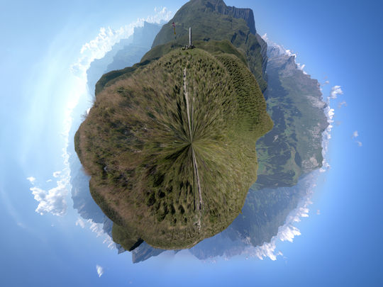 Dreibündenstein als "Little Planet"