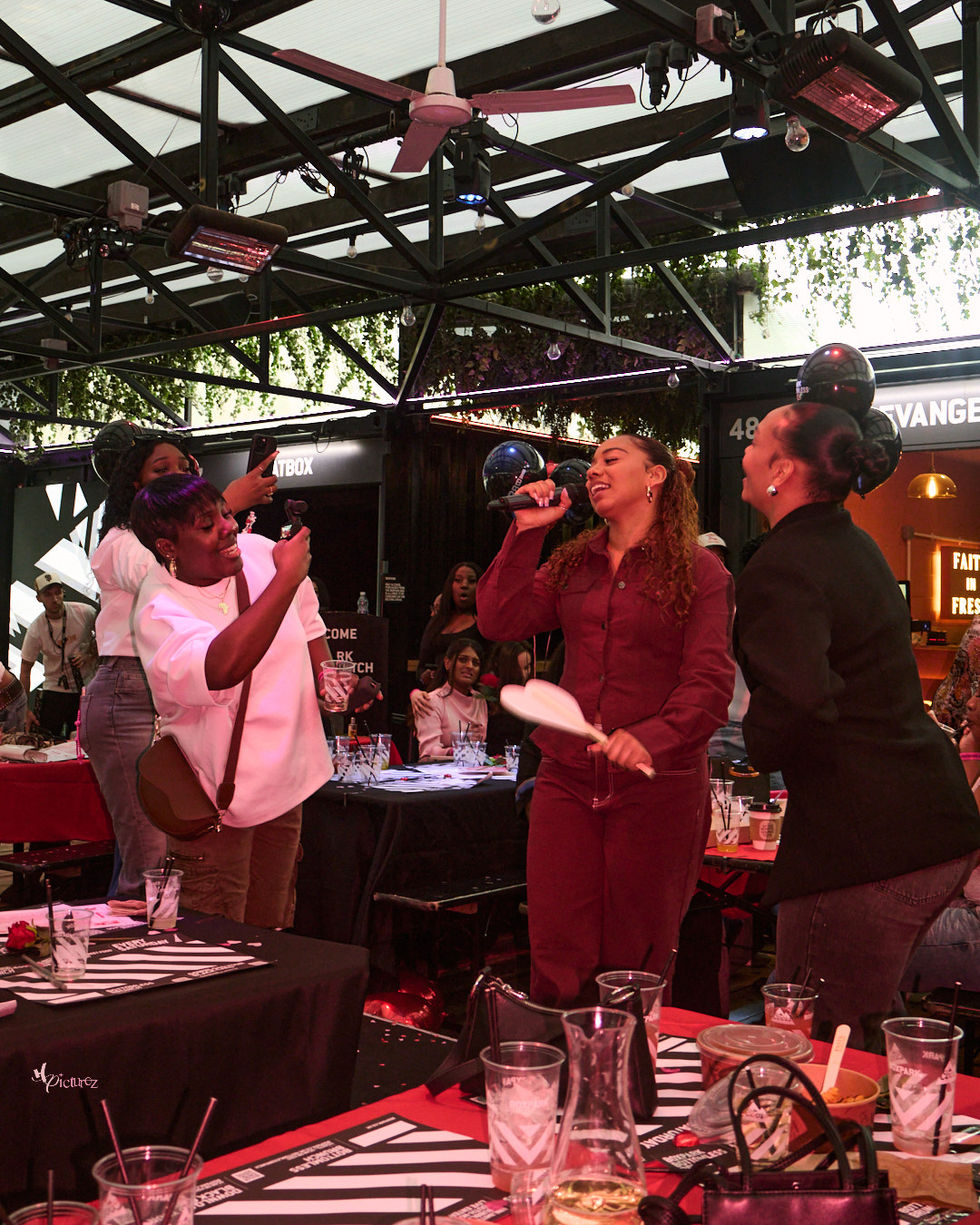 karoke family and frienfs