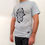 Miniatura: REMERA GRIS CON ESTAMPADO HAMSA