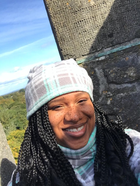 Thumbnail: Fleece Pullover with Pockets/Hat