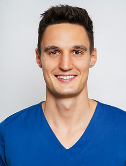 dr. Heinrich Kevin.jpg