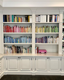 kids-playroom-bookshelves