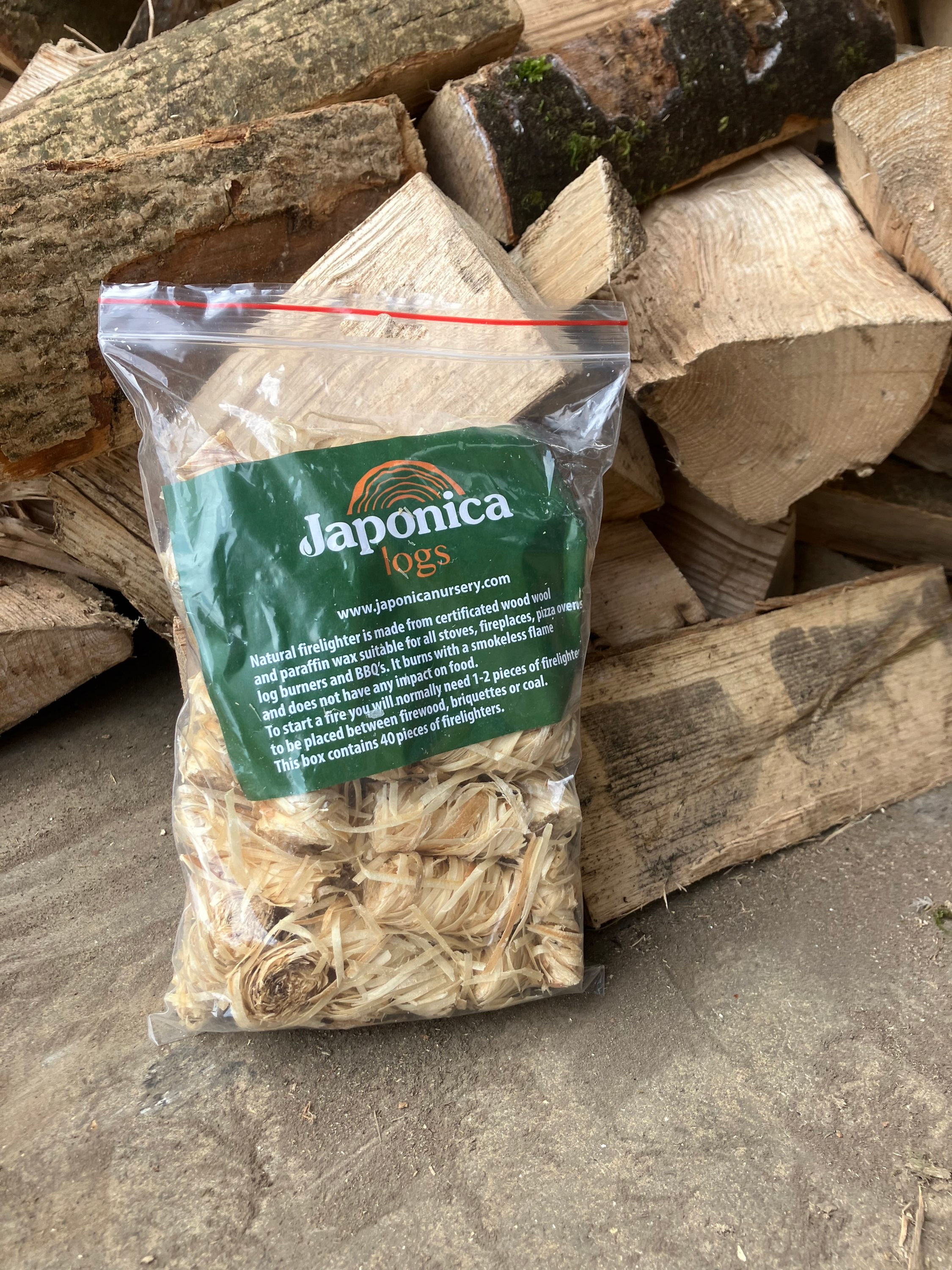 Fire lighters (wood-wool)