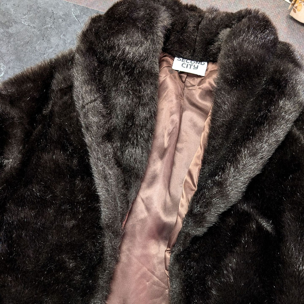 Thumbnail: Vintage Fancy Faux Fur SECOND CITY Ladies Shrug Cape Shawl Dark Brown Teddy Bear