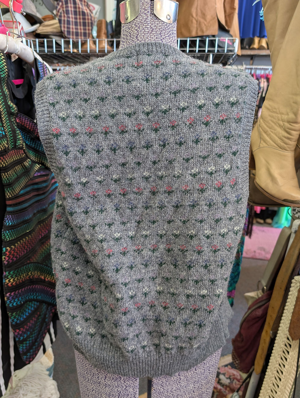 Thumbnail: Lands' End Wool Ladies Sweater Vest Top Flowers Knitted Large