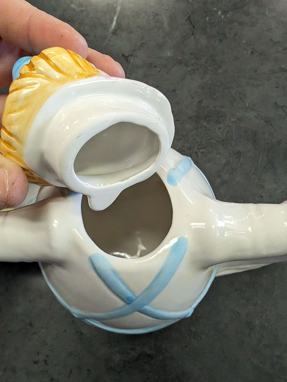 Thumbnail: A goofy clown ceramic tea pot