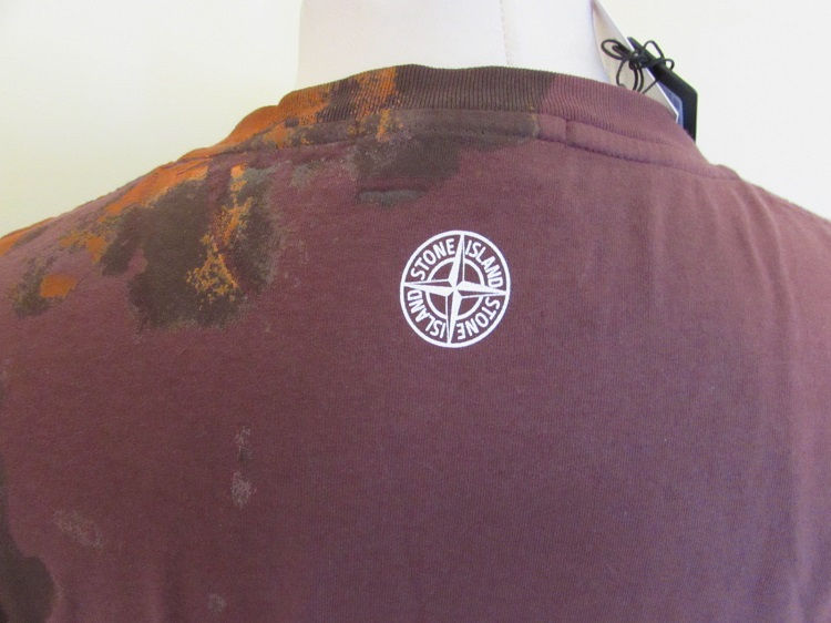 Thumbnail: 71152NS87 Stone Island 'GRAPHIC EIGHT' Round Neck Tee Shirt in Burgundy (V0011)