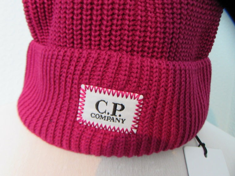 Miniaturbild: 16CMAC093A C.P. Company Beanie Hat in Garnet (577)