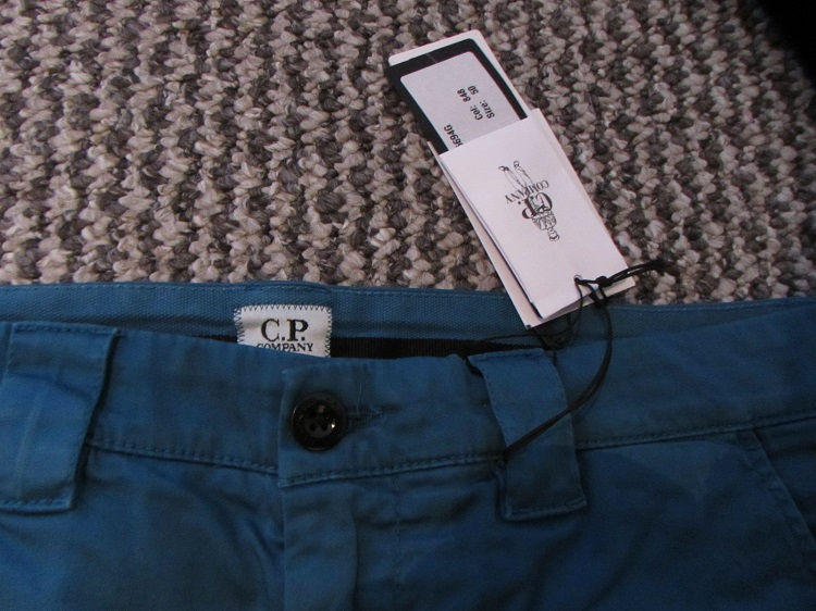 섬네일: 16CMBE200A C.P. Company Satin Stretch Cargo shorts in Petrol (848)