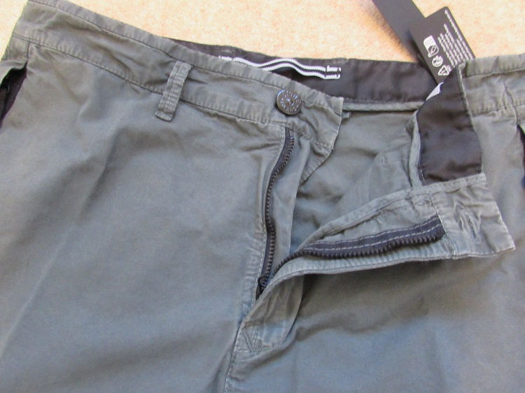 Miniatyrbild: 8015L11WA Stone Island Shorts in Musk (V0159)