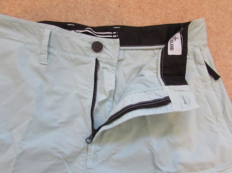 Miniature : 7615L0803 Stone Island Cargo Shorts in Aqua (V0044)