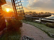 Vergaderen in combinatie met teambuilding, Vergaderen aan de gracht in Alkmaar, Boutique Office, Vergaderen, Vergaderen aan de gracht, Vergaderen in huiselijke sfeer, Luxe vergaderen, Stijlvol vergaderen, Inspirerend vergaderen, Vergaderlocatie Alkmaar, Vergaderen aan de gracht, Vergaderen in Noord-Holland, Unieke vergaderlocatie in Alkmaar, Inspiratie locatie, Vergaderruimte huren, Inspirerende Vergaderruimte, Stijlvolle vergaderruimte, Unieke vergaderruimte, Luxe vergaderruimte, Vergaderruimte in Alkmaar, Vergaderruimte in Noord Holland, Vergaderruimte in Dijk en Waard, Vergaderruimte in huiselijk sfeer