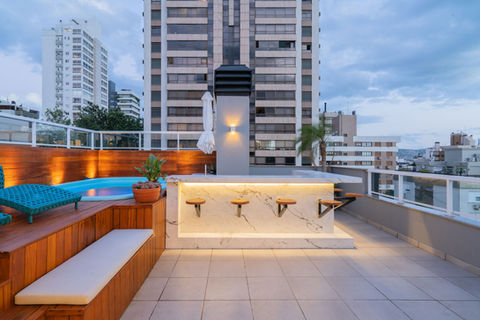 Apê Garden - terraço com bar e piscina