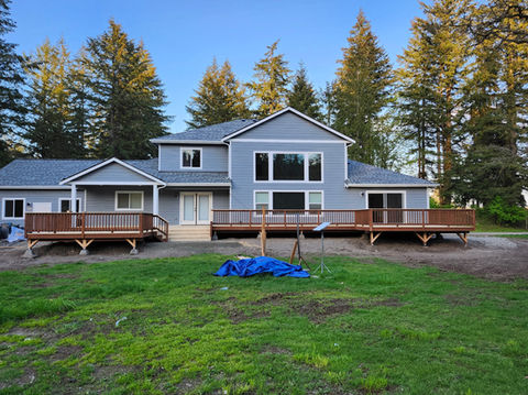 Deck for Entertaining