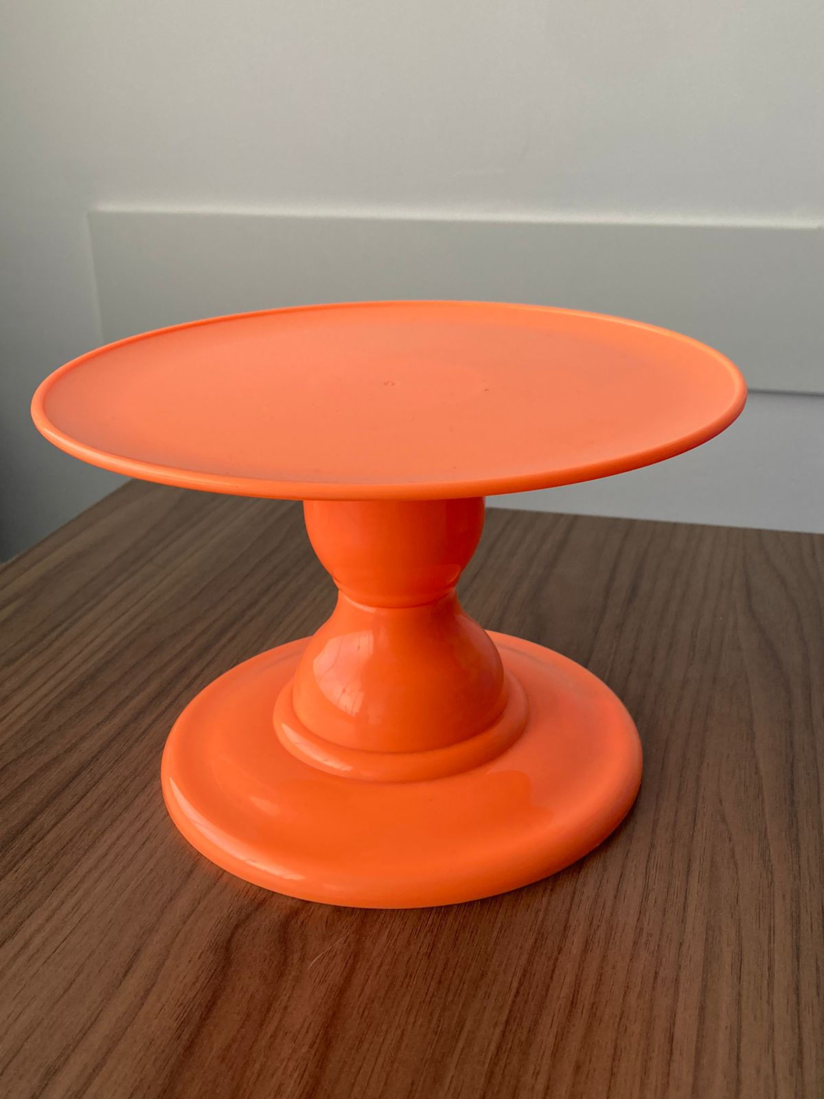 Boleira Laranja Neon Pé Torneado