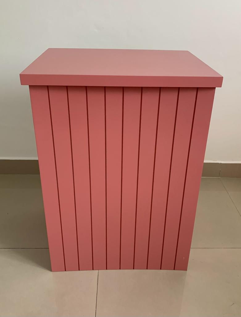 Mesa Ripada Rosa Dobrável