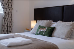 Apartment-46-Bedroom