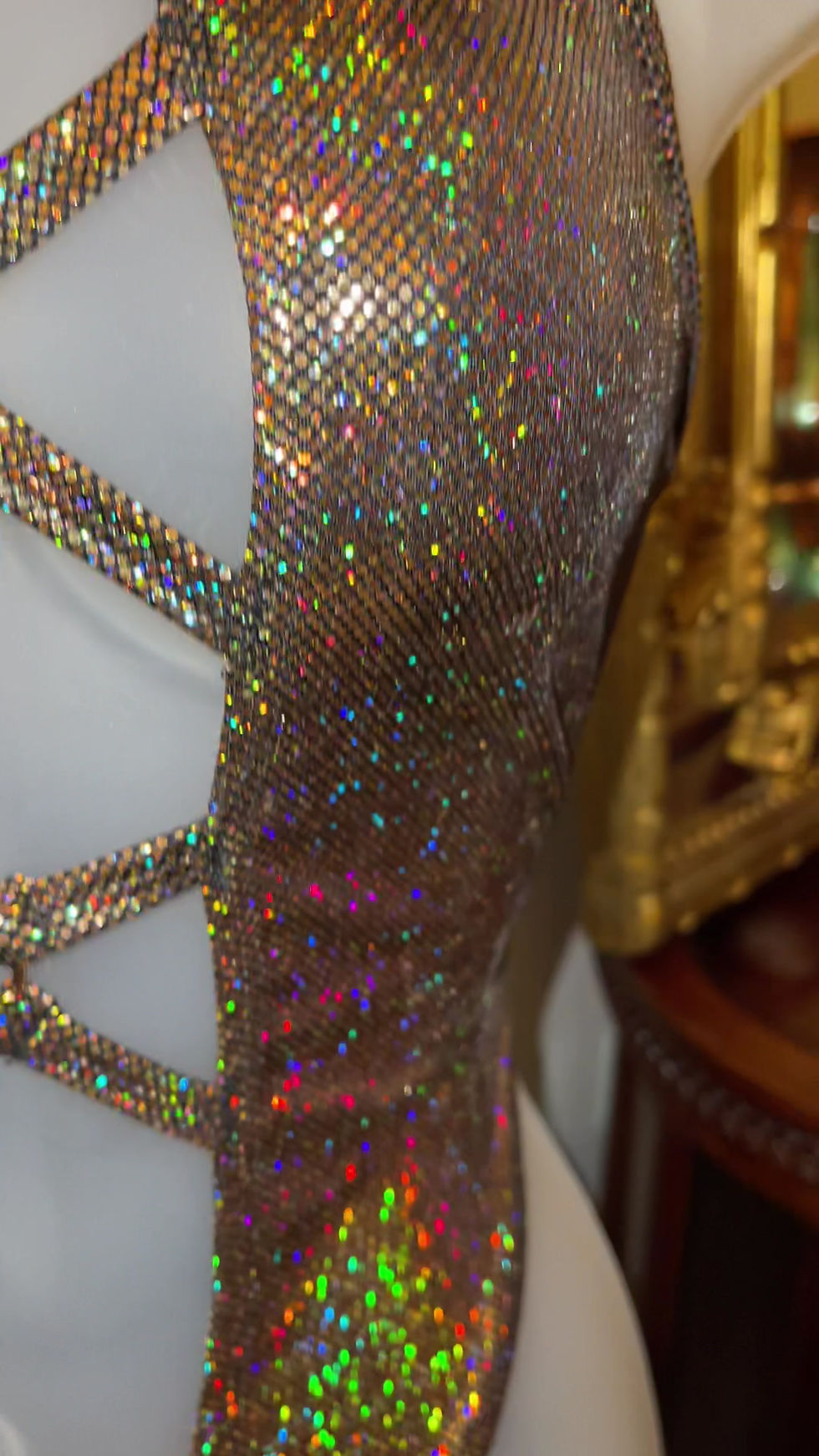 Thumbnail: Golden Shimmer