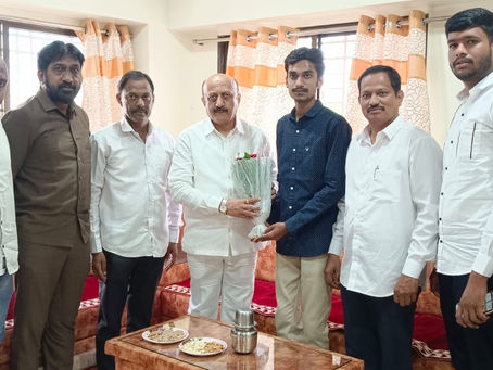 शिराळा : येथील अर्शद फारुख शेख याची जलसंपदा विभागात स्थापत्य अभियांत्रिकी सहाय्यक म्हणून निवड झाली आहे. 