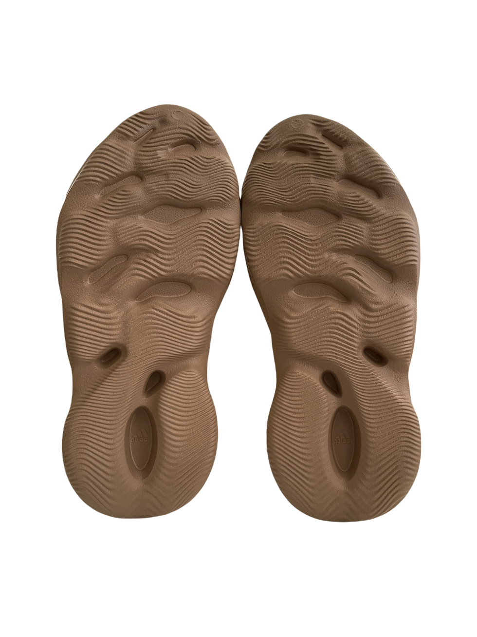 Thumbnail: Yeezy Foam RNNR