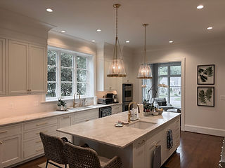 r1 - Bright Kitchen.jpeg