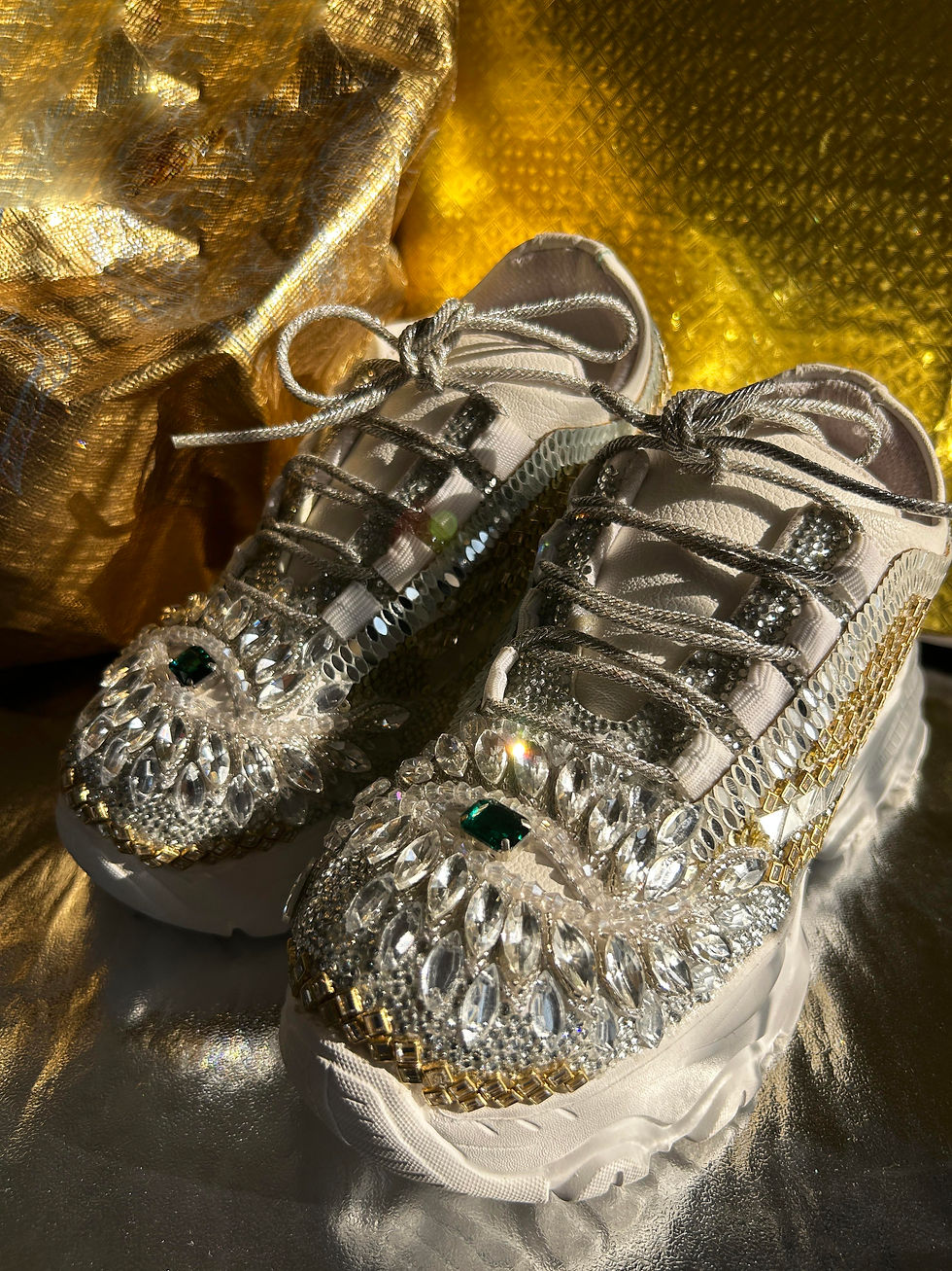 Thumbnail: Zephara (with custom colour stones)