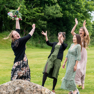 Catching the bouquet excitement