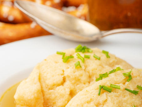 Eine Schüssel Grießnockerlsuppe ist so einladend,  dass Ihr Magen vor Freude jubelt. 