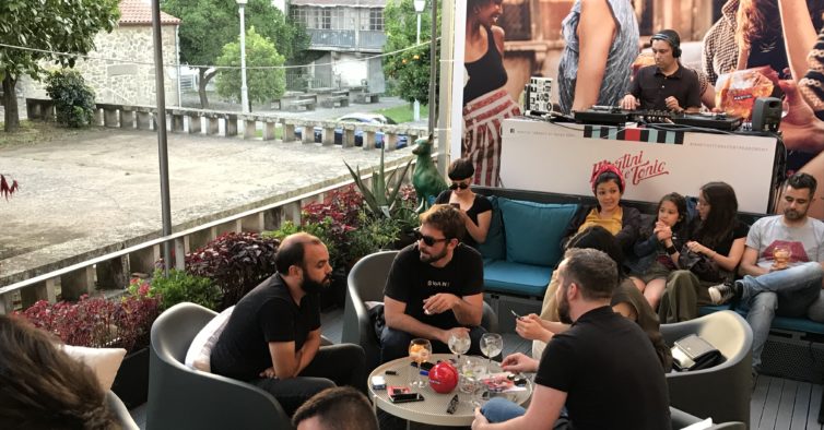 Projecto Martini terrace by Pedro Remy