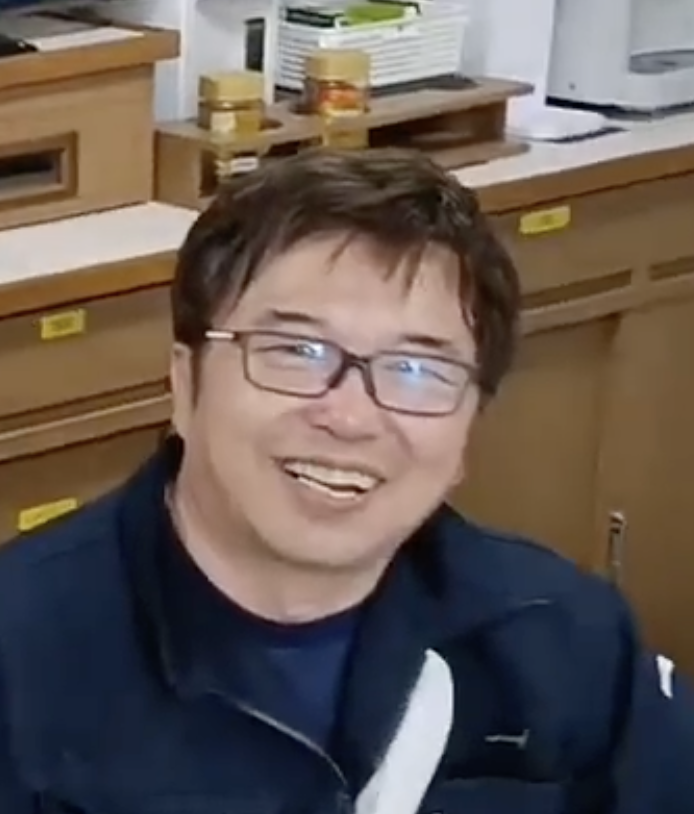 機関長_edited.jpg