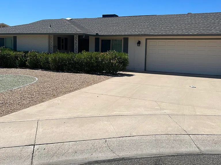 20026 N 106th Ave, Sun City, AZ 85373