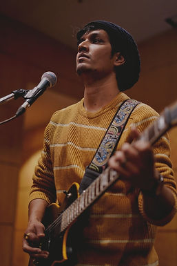 Learn to play guitar in an hour! (For real)