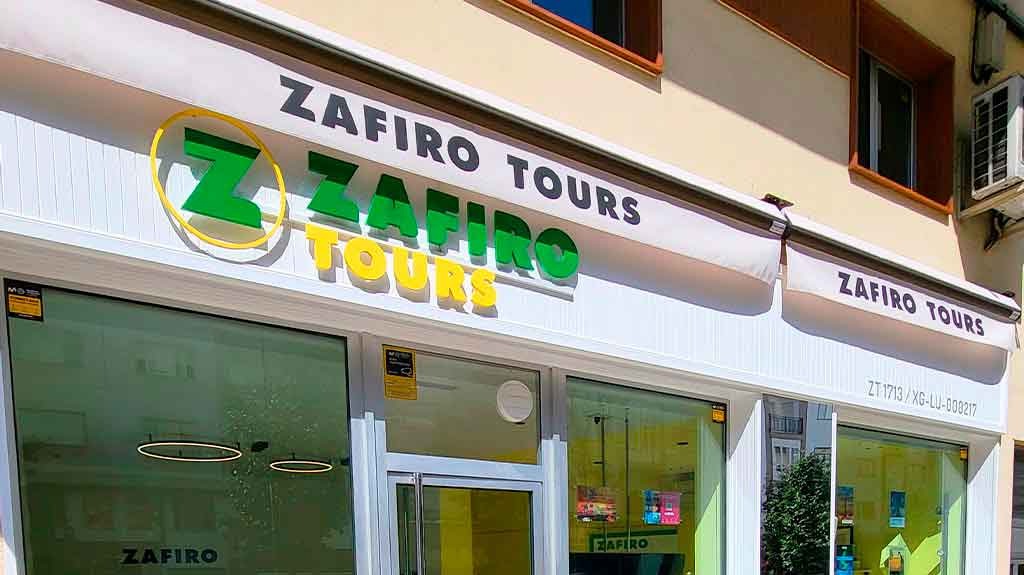 Zafiro Tours