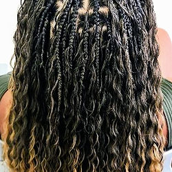 Knotless braids com efeito natural e caimento suave