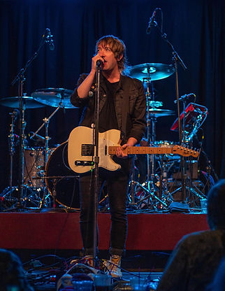 oliviasullivanphoto-plainwhitets2