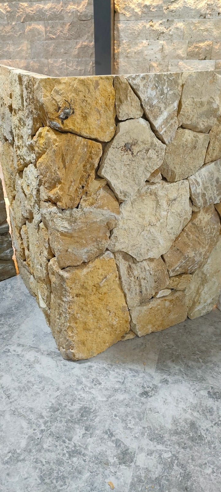 Küçük resim: Rock Face Krem