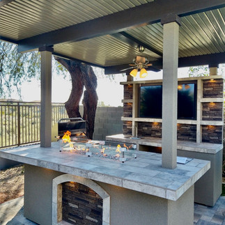 KoKoMo Grills Outdoor Kitchen