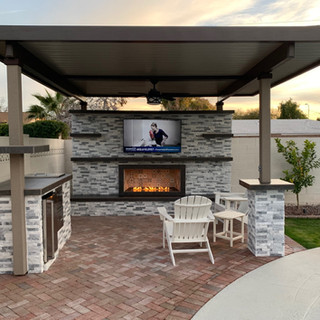 Az_Outdooor_Fireplace.jpeg