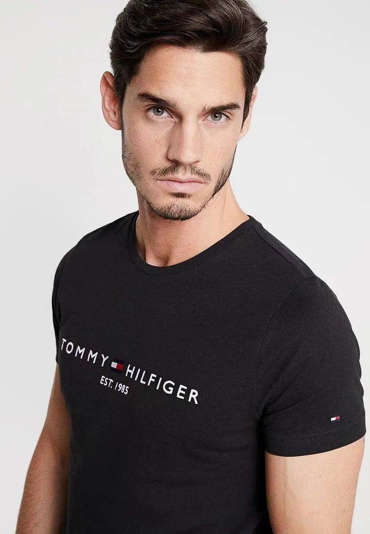 hilfiger est 1985